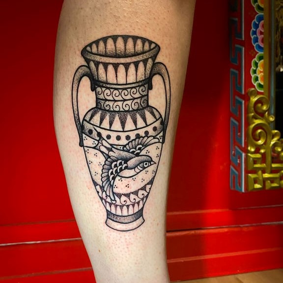 tattoo japonais vase oiseau dot strasbourg